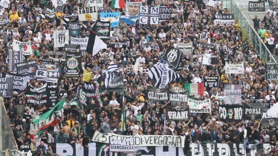 JUVE CLUB, Imbrattata la facciata della sede di Prato