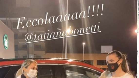FOTO, Guagni accoglie Bonetti a Madrid: "Eccola!"