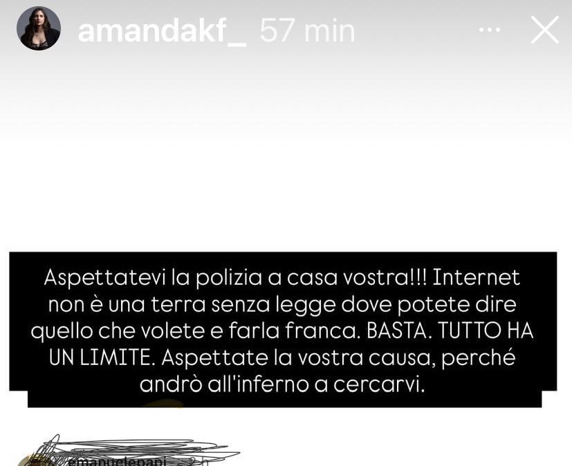 Minacce di morte alle fidanzate dei calciatori viola: alcune hanno sporto denuncia