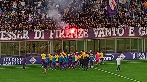 VIDEO FV, Fine seduta: discorso del tifo alla squadra