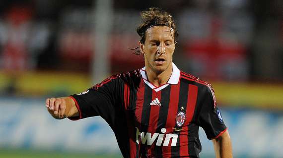 OBIETTIVI VIOLA, Ambrosini rinnova col Milan