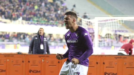 JOVIC, Pochi sorrisi per lui ma la Fiorentina ci crede