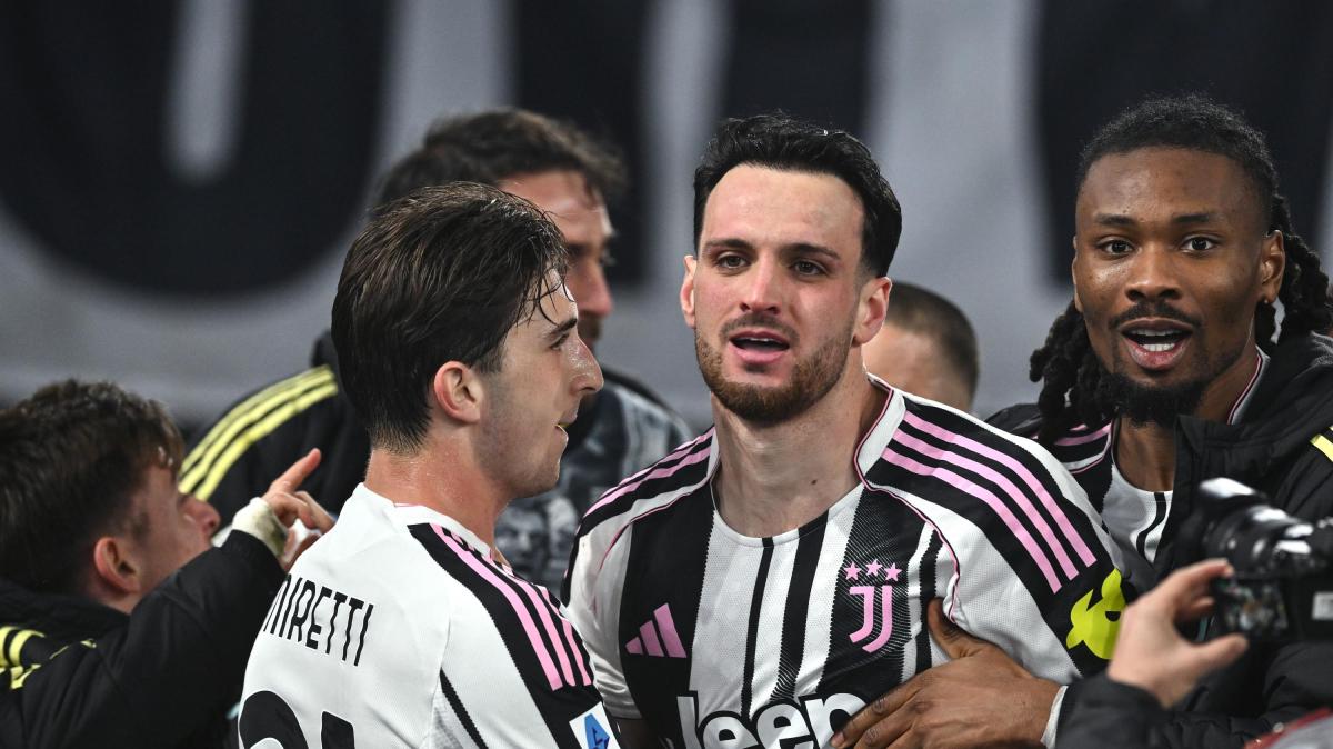 Roma-Juve, gol e spettacolo all'Olimpico: Gatti riacciuffa i giallorossi sul 3-3 al 93’