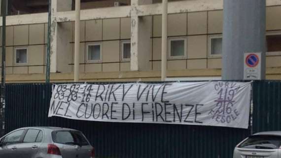 FOTO FV, Striscione al Franchi per Riky Magherini