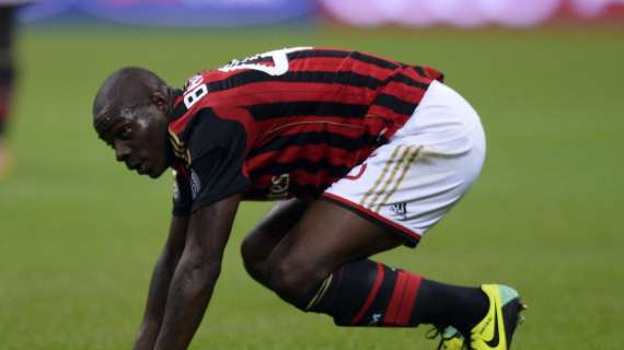 BALOTELLI, 25 minuti di ritardo all'allenamento