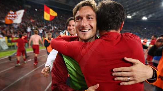 ROMA-LAZIO 2-1, Totti & co di nuovo in testa