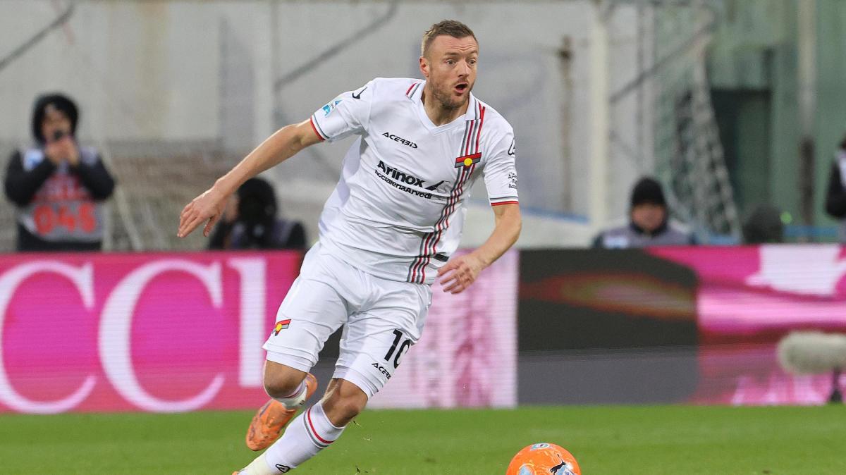 La Cremonese si fa rimontare: col Cagliari finisce 2-2, Vardy a segno