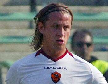 MILAN, Mexes per rimpiazzare Nesta?