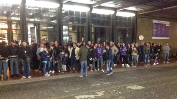 FOTO-VIDEO FV, I tifosi viola alla stazione