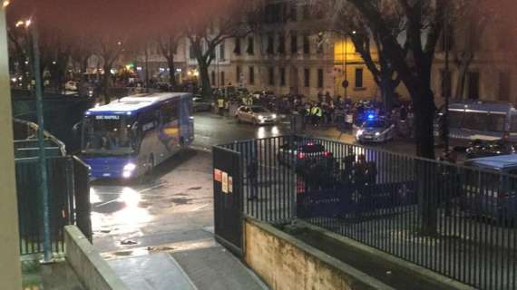 VIDEO FV, Napoli al Franchi: mix di fischi e cori