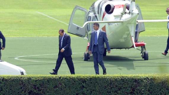 MILANELLO, Fischi dei tifosi a Berlusconi