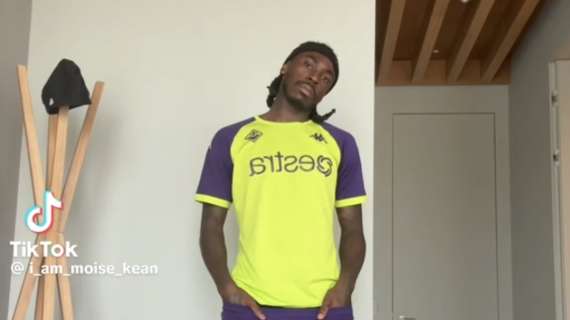 Il nuovo balletto di Moise Kean, il video della danza prima dell'allenamento