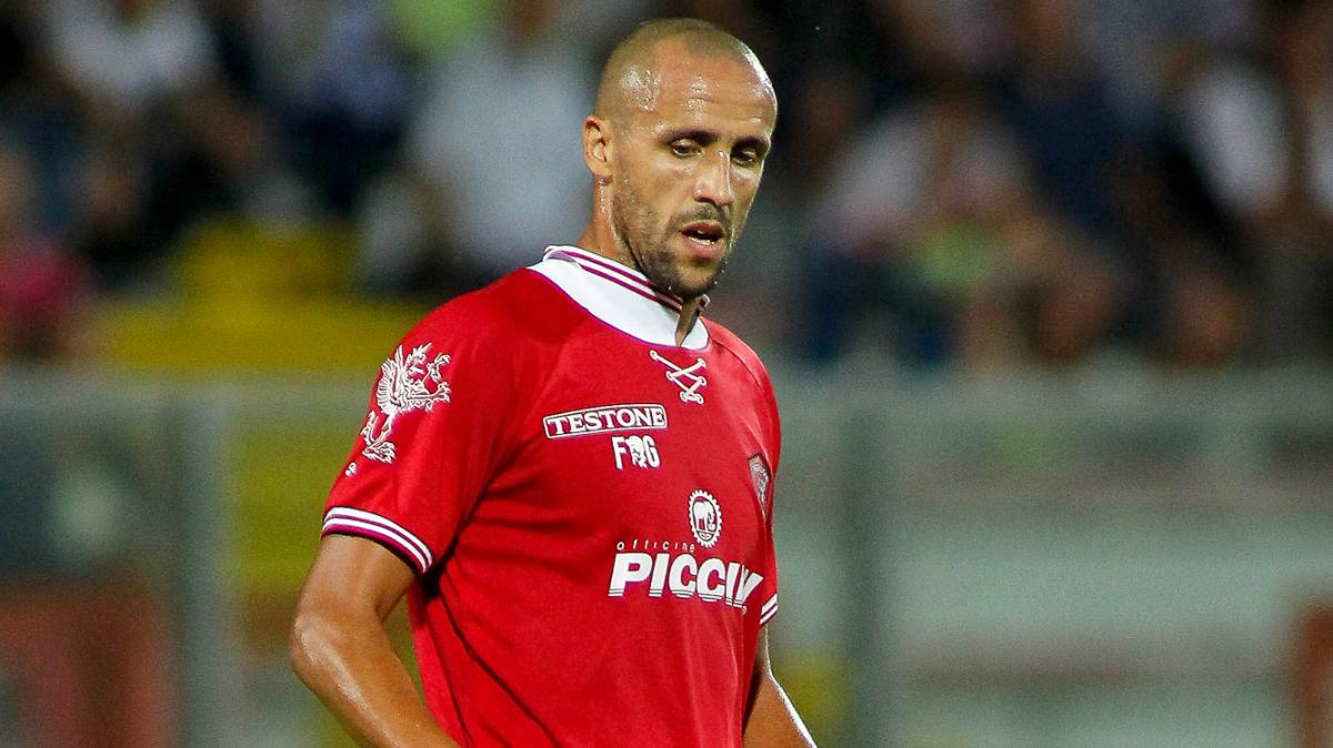 Genoa, Giacomazzi (vice De Rossi): "Situazione delicata, va ripristinata la qualità"