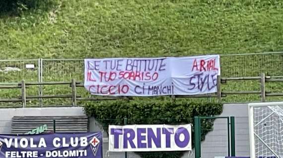 FOTO FV, A Moena uno striscione per Ciccio Rialti