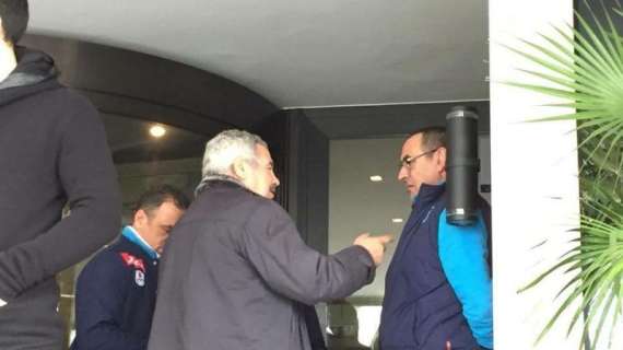 FOTO FV, Tifosi azzurri incitano il Napoli. Sarri...