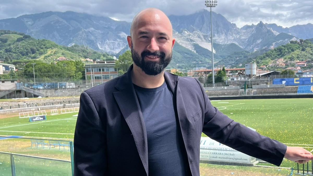 La Fiorentina è fuori tempo massimo, su tutto. Giuntoli non verrà: è troppo tardi. Commisso pensi solo a cedere la società, prima di distruggerla. E i giocatori? Non hanno neanche orgoglio