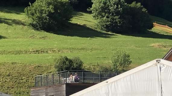 FOTO FV, Cori contro Jordan Veretout e lui...