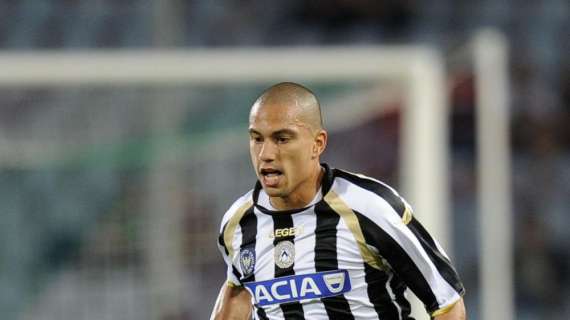 UFFICIALE, Gokhan Inler passa al Napoli