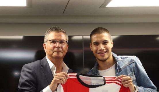 FOTO, Diks posa con la maglia del Feyenoord