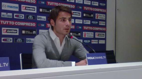 Adrian Mutu durante la conferenza stampa di oggi