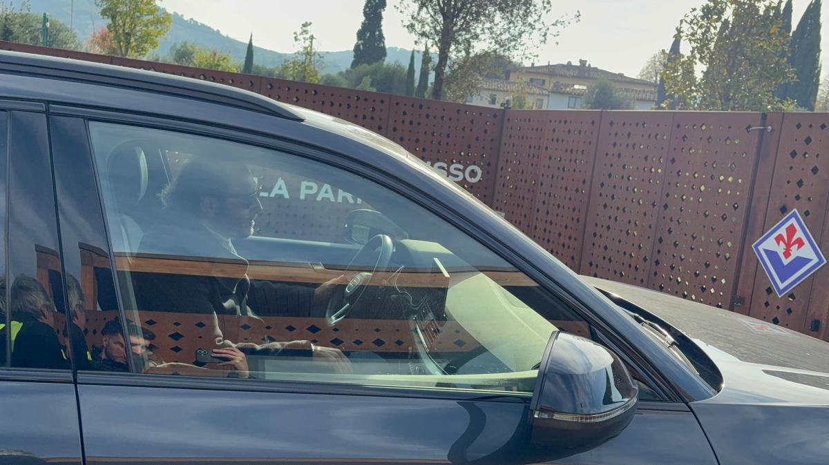 Al Viola Park è arrivato anche Rubino: il video del suo arrivo al centro sportivo