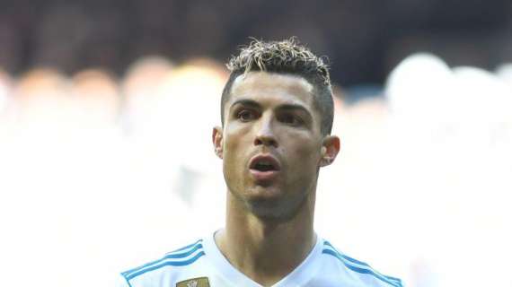 CR7, Lo scultore rifà il busto all'aeroporto di Madeira