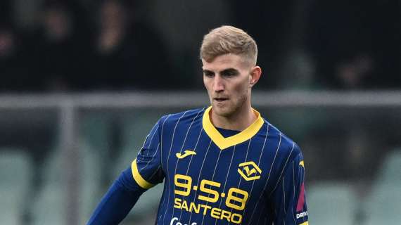 Nicolas Valentini eletto migliore in campo dai tifosi dell'Hellas Verona contro il Milan