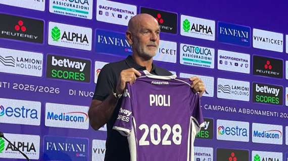 Pioli su Dzeko: "L'avevo chiesto anche al Milan. C'è l'idea di schierarlo con Kean e Gud"