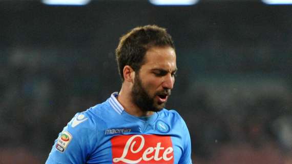 NAPOLI, Infortunio per Higuain, ma in Tim Cup ci sarà