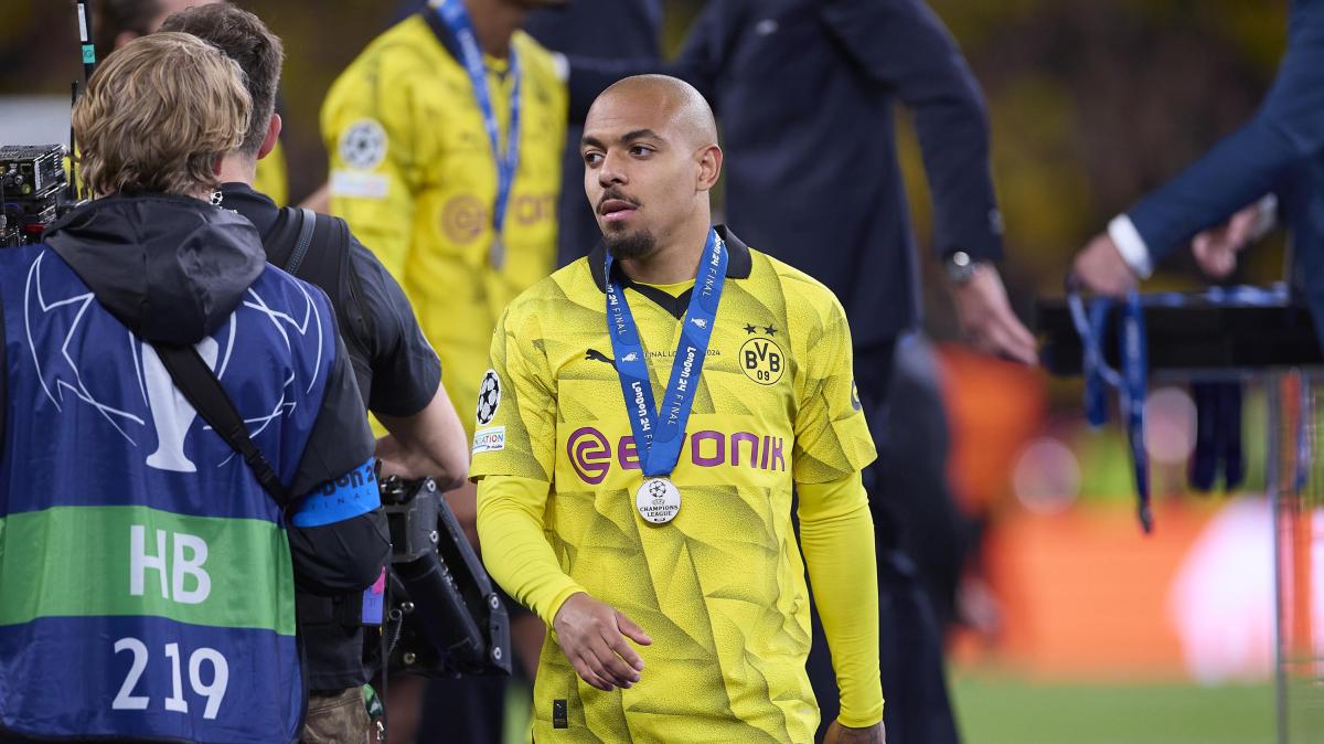 La Roma ha preso Malen dall'Aston Villa: il comunicato del club 