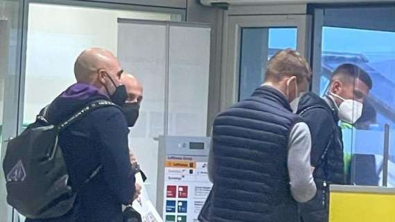 FOTO FV, Fiorentina a Bergamo: eccola in aeroporto