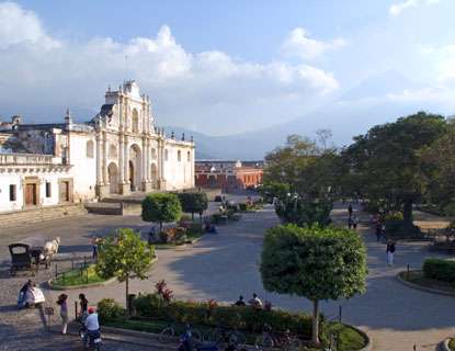 RACCONTI DA ESULE, Da Malta al Guatemala