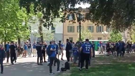 VIDEO FV, Tifosi Lech cantano e si preparano alla gara