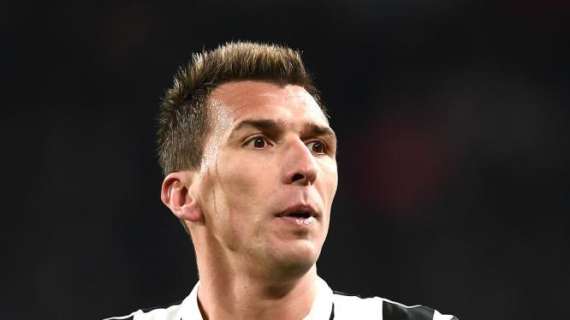 JUV-INT 0-0, Niente gol al 45': traversa di Mandzukic