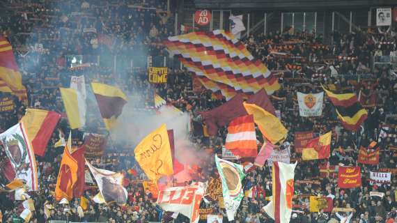 QUI ROMA, Striscione d'incitamento a Trigoria