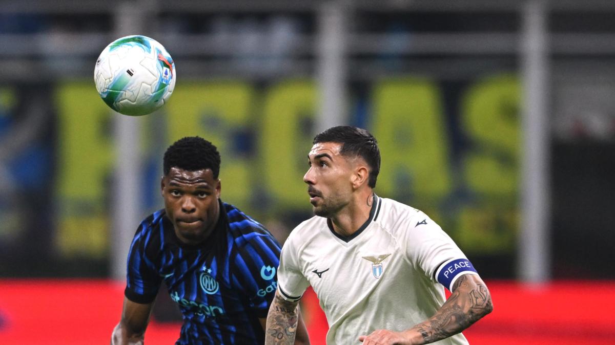 Inter, Dumfries operato alla caviglia nel pomeriggio a Londra