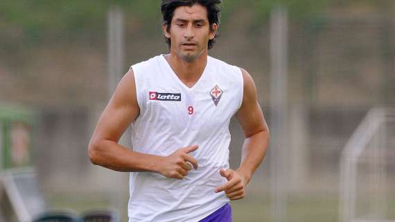 CASTILLO, Primo gol in maglia viola