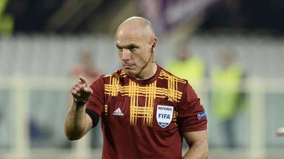 ARBITRI, Howard Webb annuncia il ritiro