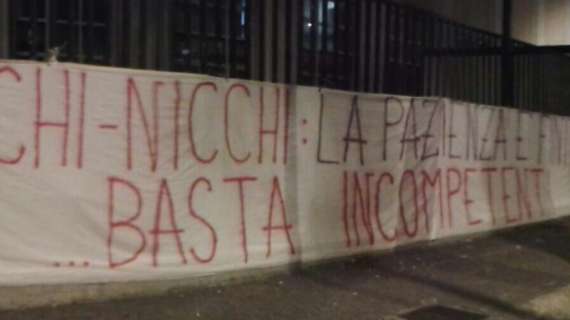 FOTO FV, Striscioni contro Braschi-Nicchi e Mauro