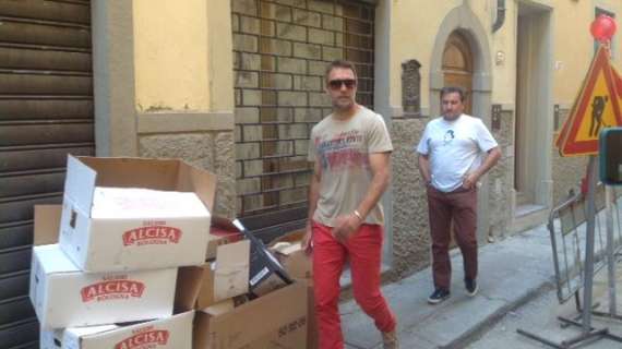 FOTO FV, Gabriel Batistuta in centro a Firenze