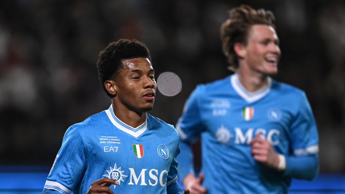 La Supercoppa va al Napoli: Bologna battuto 2-0 con doppio Neres. Italiano ko