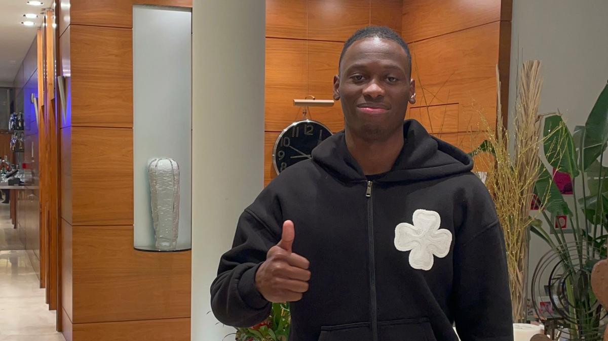 Pisa spreca, il Parma colpisce nel finale e festeggia la salvezza matematica