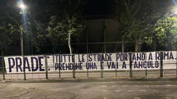 Curva Fiesole, altro durissimo striscione contro Pradè: "Prendi una strada per Roma e vai a..."