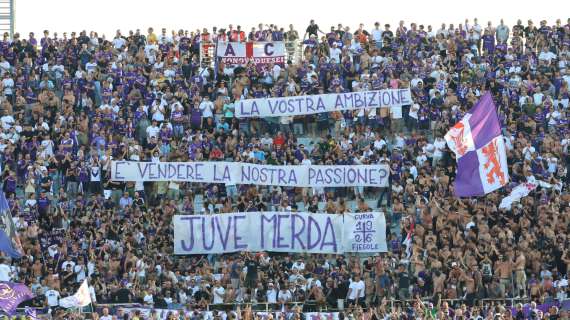 C. FIESOLE, Lo striscione: "La vostra ambizione è vendere la nostra passione?"