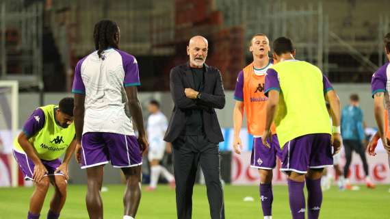 Dalla difesa a tre ad ogni reparto, troppi dubbi su questa Fiorentina. Già domenica i cambiamenti?