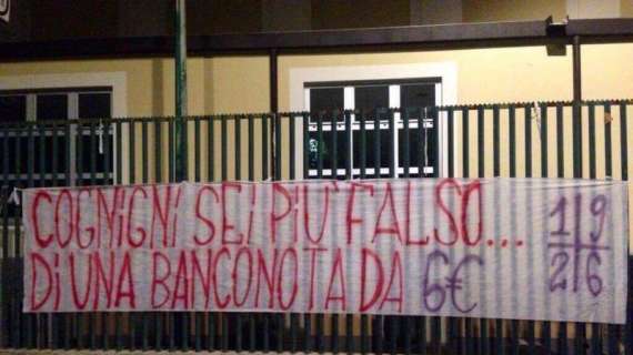 FOTO FV, Striscione anti Cognigni: "Più falso..."