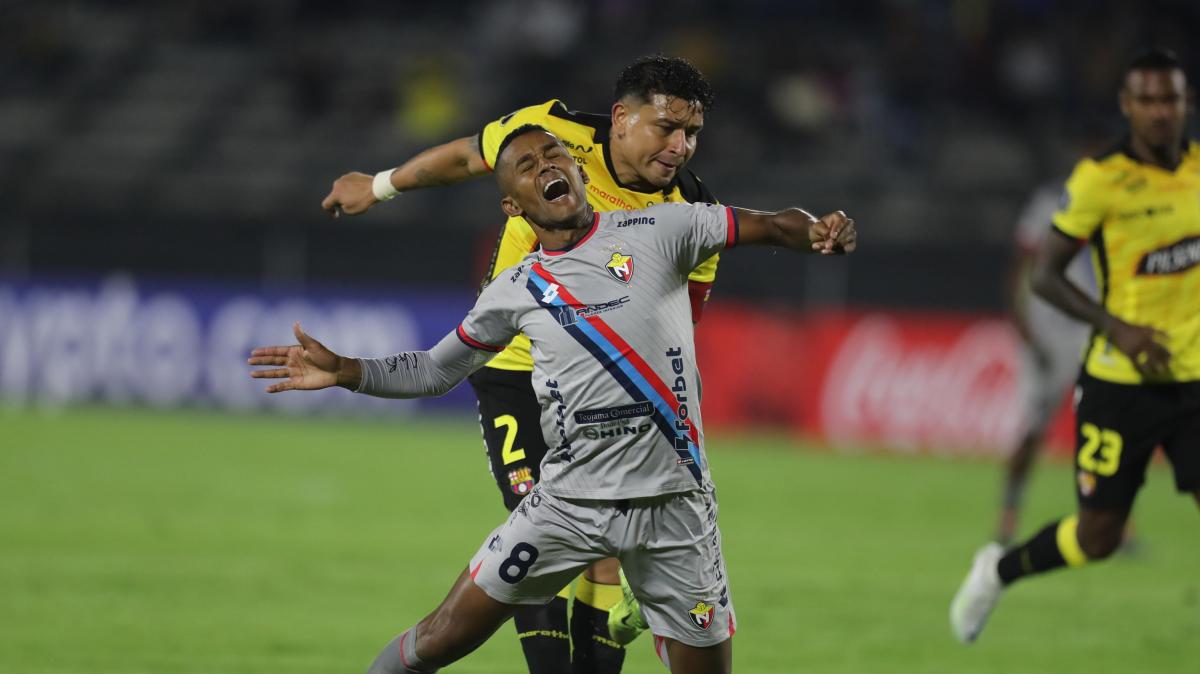 Lutto nel mondo del calcio. Ucciso in Ecuador il calciatore Mario Pineida