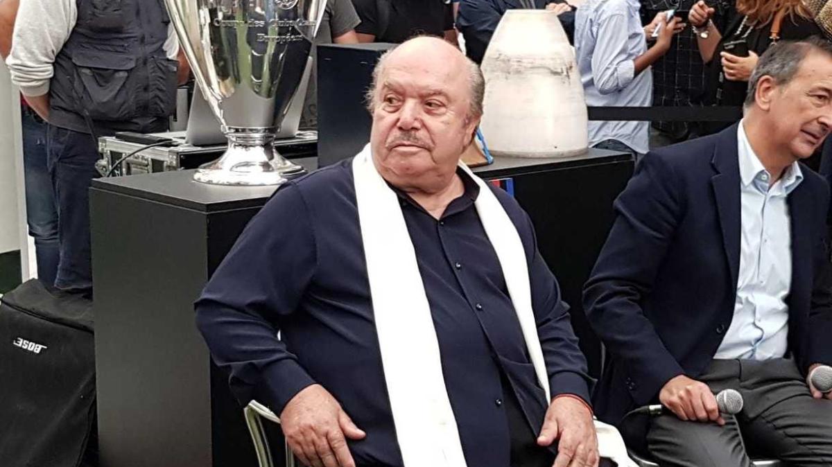 Il tifoso Lino Banfi: "La Roma deve vincere per la Champions, la Fiorentina si salverà comunque"
