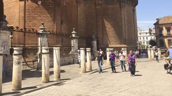 FOTO FV, Tifosi viola a spasso per Siviglia