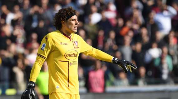 SALERNITANA-TORINO, 1-1 all'Arechi. Super Ochoa